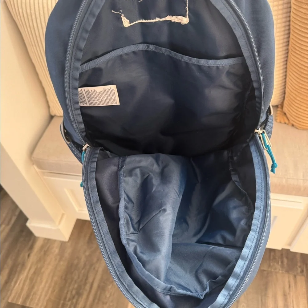 The North Face Men's Navy and Teal Backpack